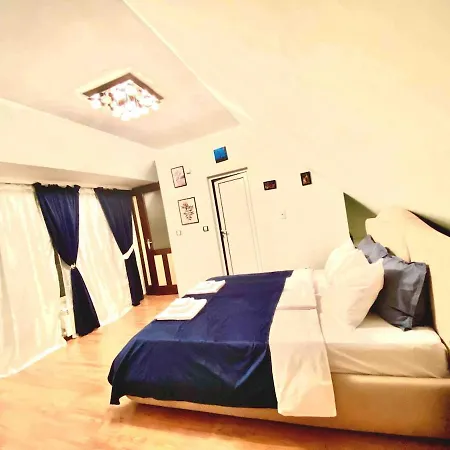 Διαμέρισμα Spacious And Cozy Penthouse Σόφια