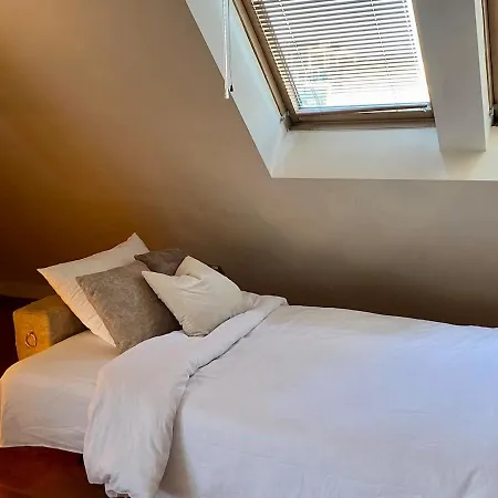 Διαμέρισμα Spacious And Cozy Penthouse